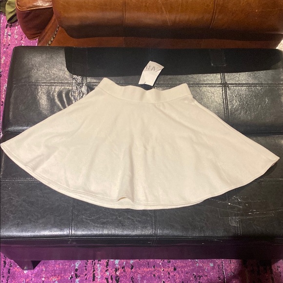 NWT Zara cream circle skirt size small - Picture 1 of 4